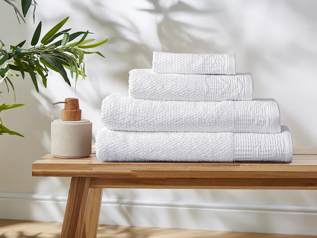 PACHA HOME Towel - Model: Waffle - 100% cotton.