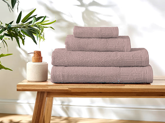 PACHA HOME Towel - Model: Waffle - 100% cotton.