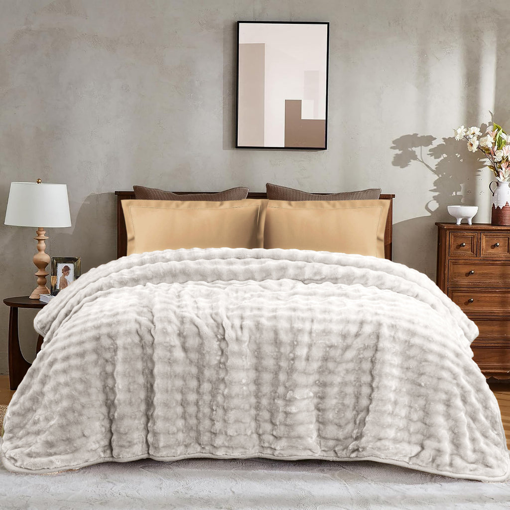 Pacha Home Big Bubble Blanket