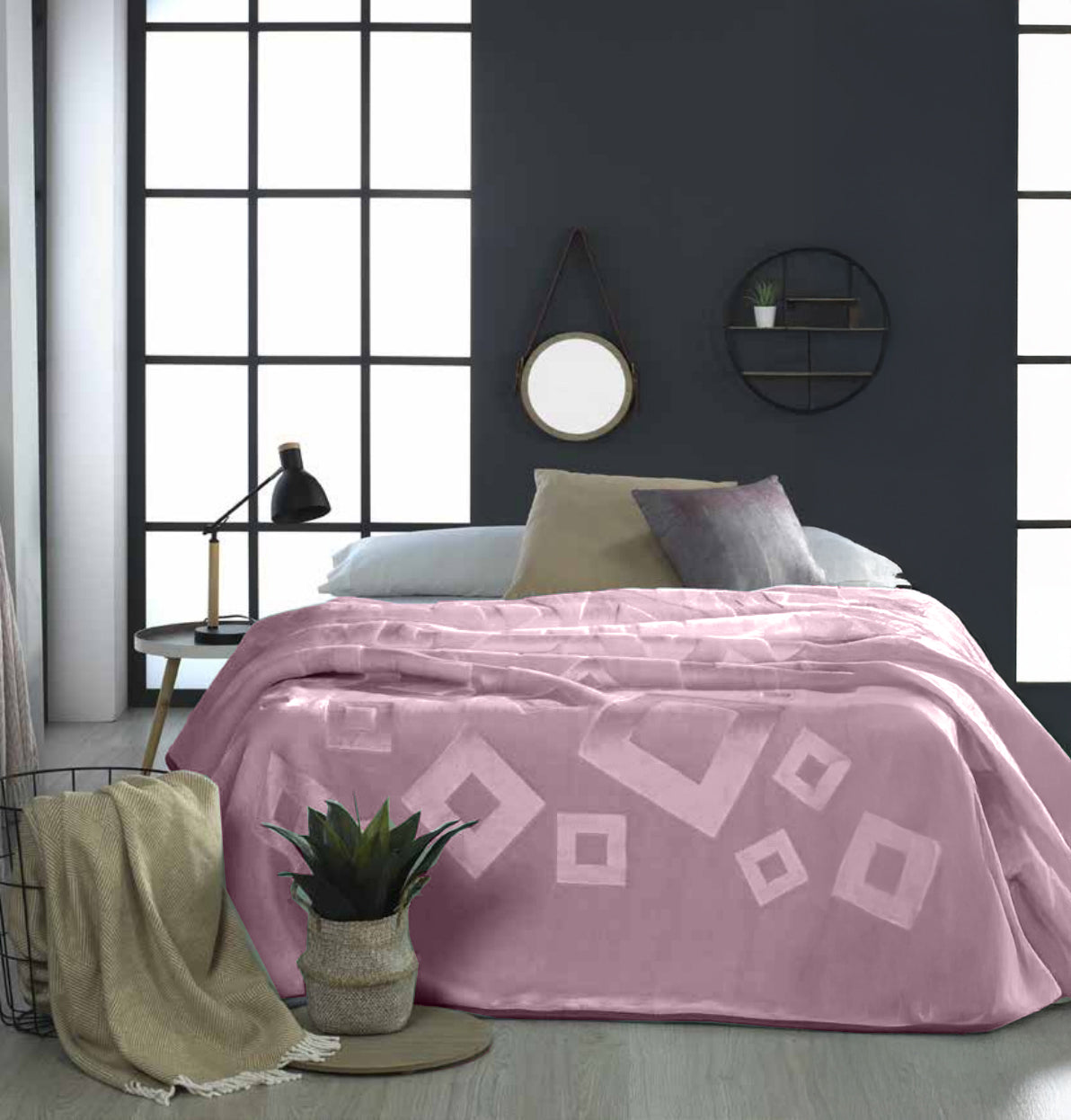 Mora Signature ENGRAVED Blanket Model 986