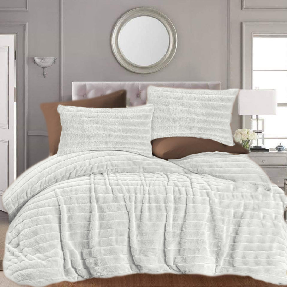 Pacha Home Quilt Fur  Model DIANA