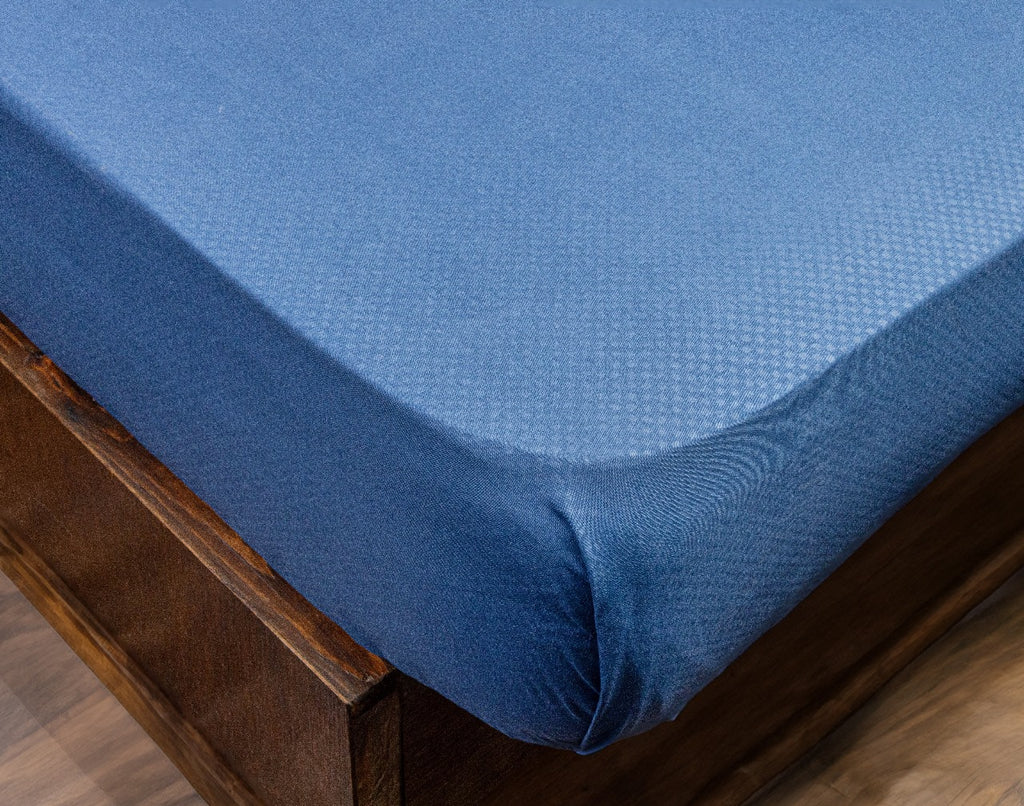 Embossed Bedsheet Set Fitted Model EFMF