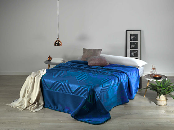 Mora ENGRAVED Plain Blanket Model J29