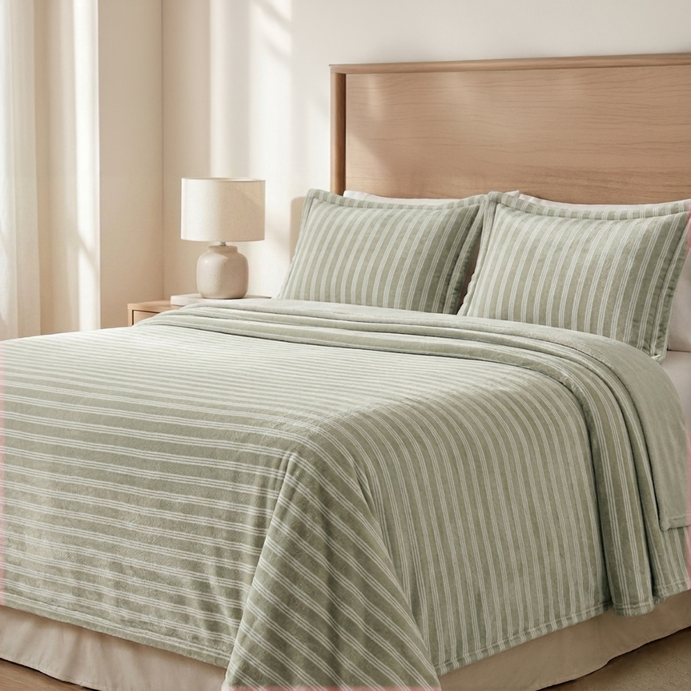 Pacha Home Mira Soft Blanket