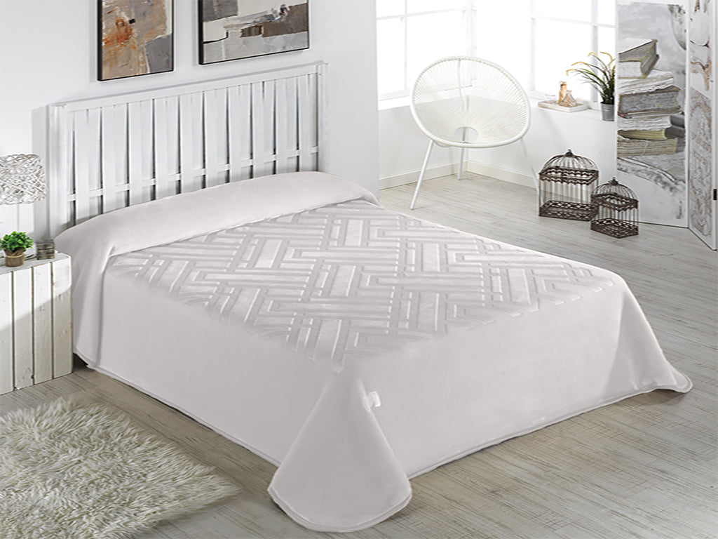 Mora Engraved Blanket Model F93