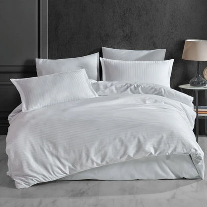 Plain Striped Quilt + Pillowcases