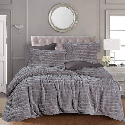 Pacha Home Quilt Fur  Model DIANA