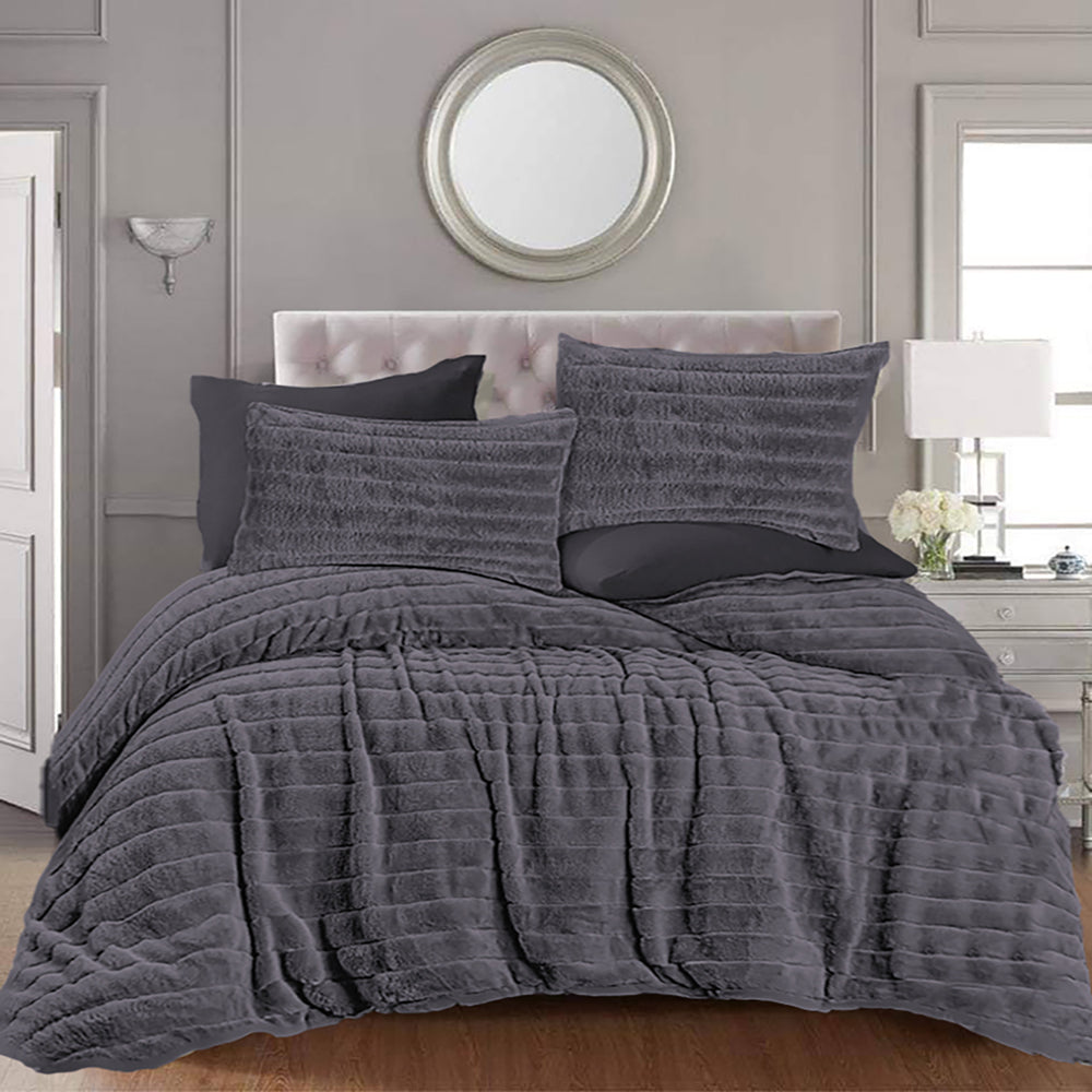 Pacha Home Quilt Fur  Model DIANA