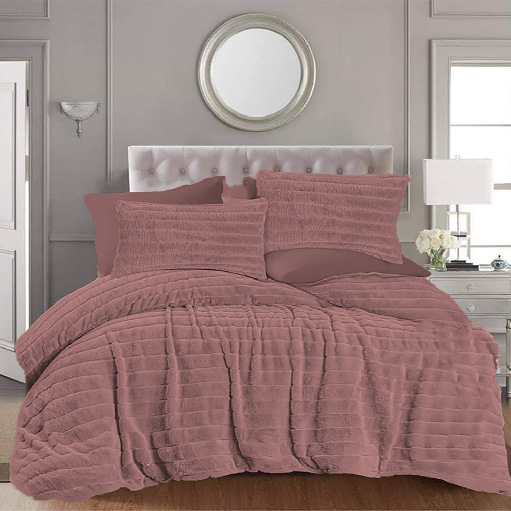 Pacha Home Quilt Fur  Model DIANA