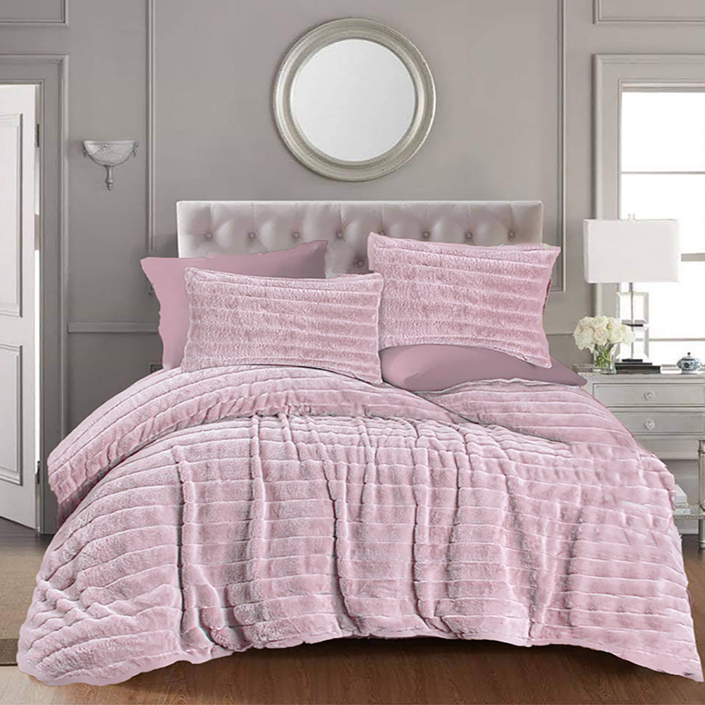 Pacha Home Quilt Fur  Model DIANA